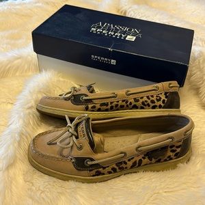 Sperry Angelfish Linen/Leop Pony leopard